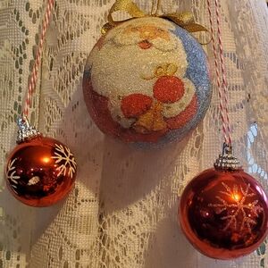 3 Glittery Christmas Balls Santa Claus and Snowflakes  ❄️